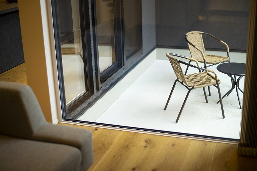 木のぬくもりと緑がつなぐ暮らし